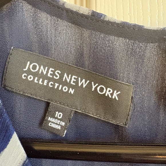 Jones New York Shimmer Blouse - Picture 5 of 9